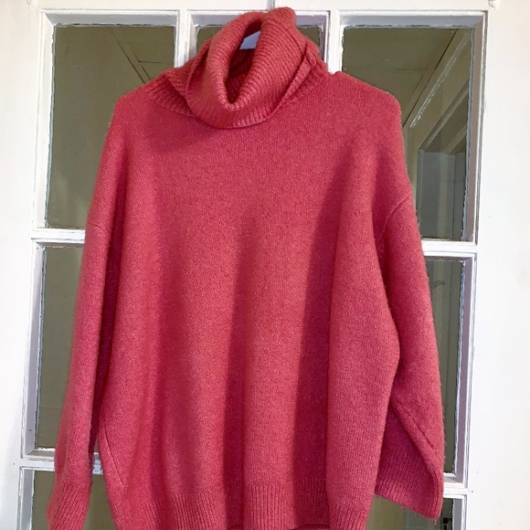 Topshop | Sweaters | Hot Pink Cowl Neck 